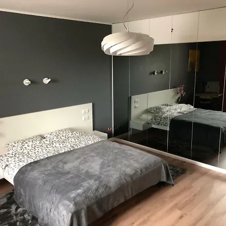 דירה Apartament Orlowski Z Tarasem גדינייה